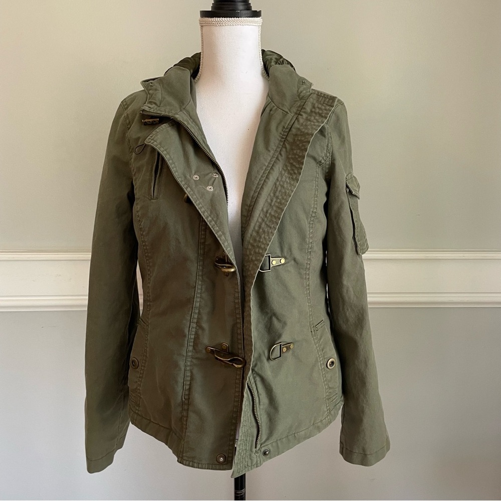 Old Navy Green Utility Jacket Tailored Silhouette Size Medium Quilted Lining